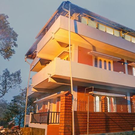 Itsy By Treebo - Iha Comforts With Mountain View Madikeri Luaran gambar